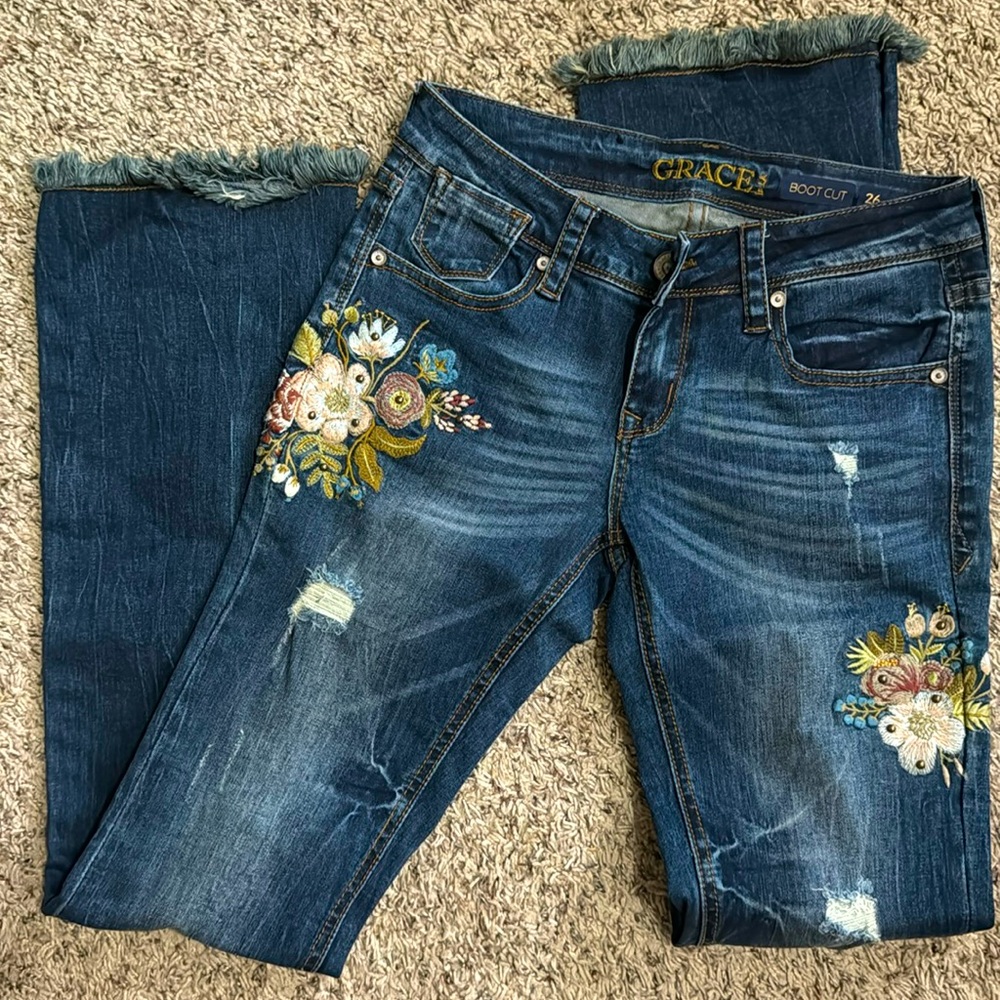 Grace fringed/distressed jeans
